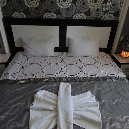 B&B Europa Hotel Kutaisi Rum bild