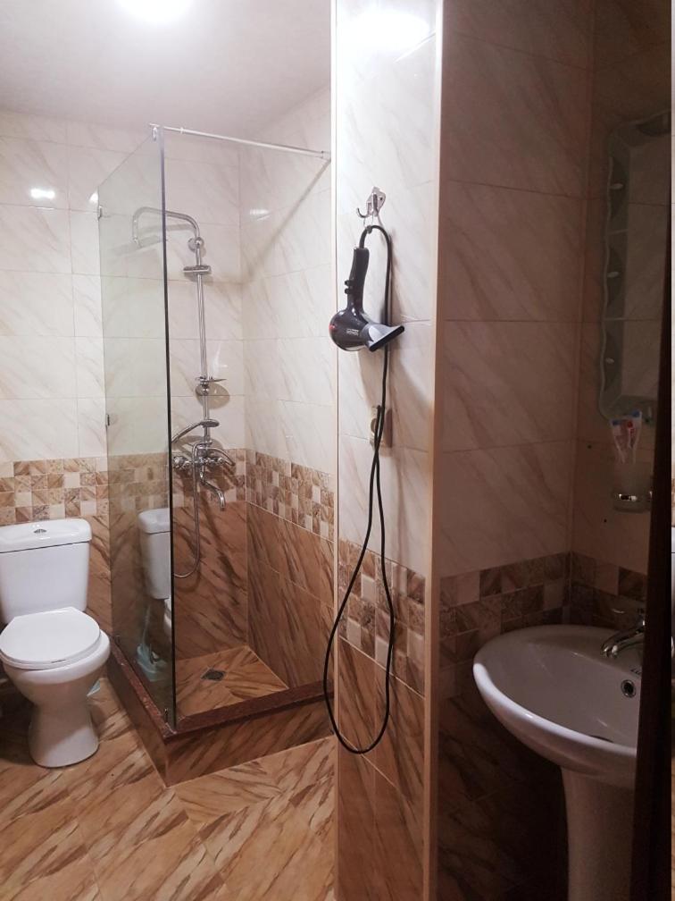 B&B Europa Hotel Kutaisi Exteriör bild
