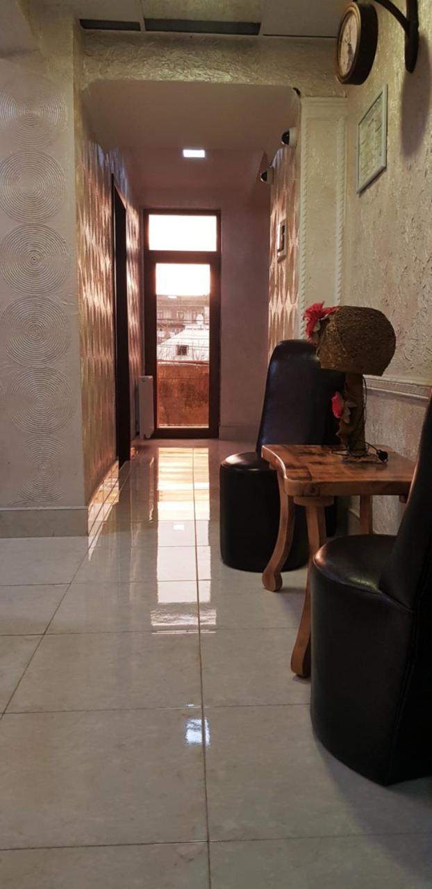 B&B Europa Hotel Kutaisi Exteriör bild