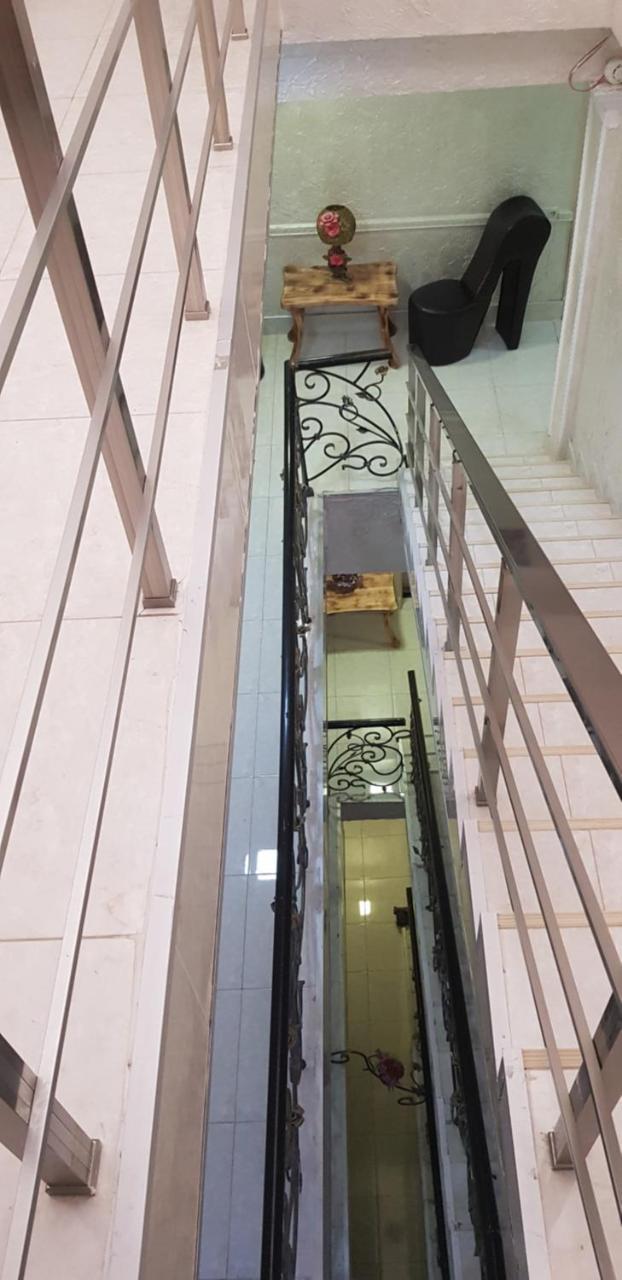 B&B Europa Hotel Kutaisi Exteriör bild