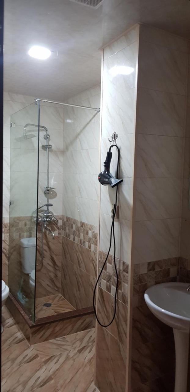 B&B Europa Hotel Kutaisi Exteriör bild